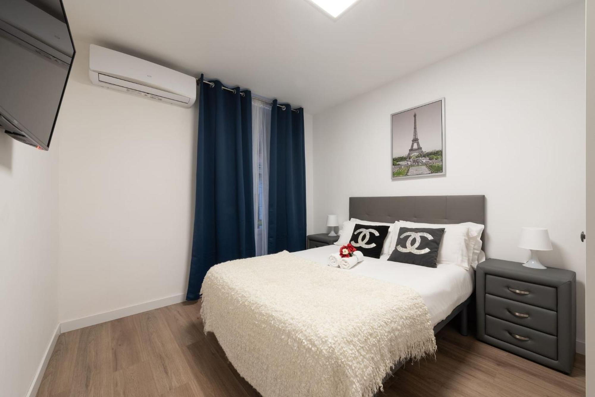 Apartamentos Day Madrid Santo Domingo Centro Gran Via Sol Malasana 외부 사진