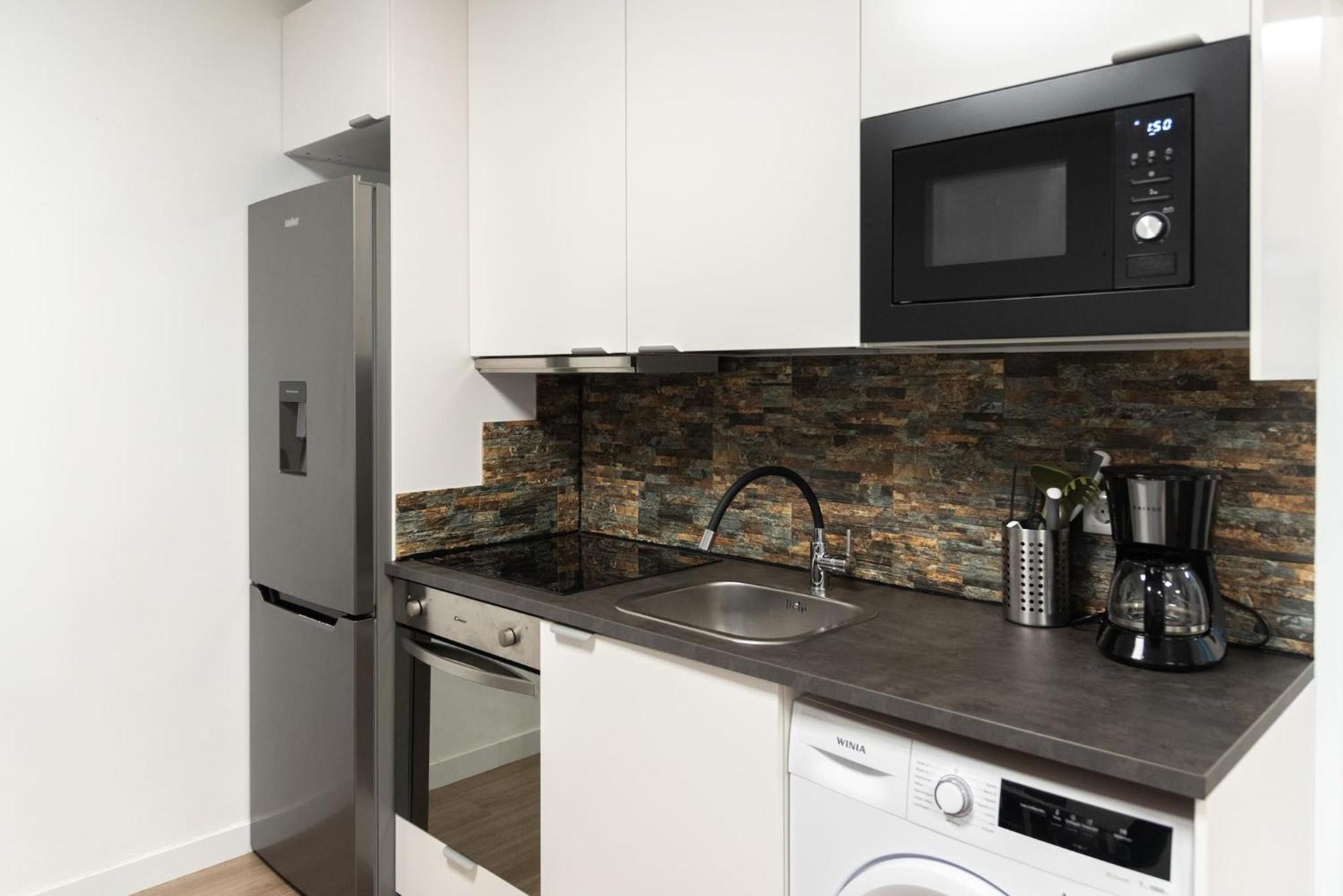 Apartamentos Day Madrid Santo Domingo Centro Gran Via Sol Malasana 외부 사진