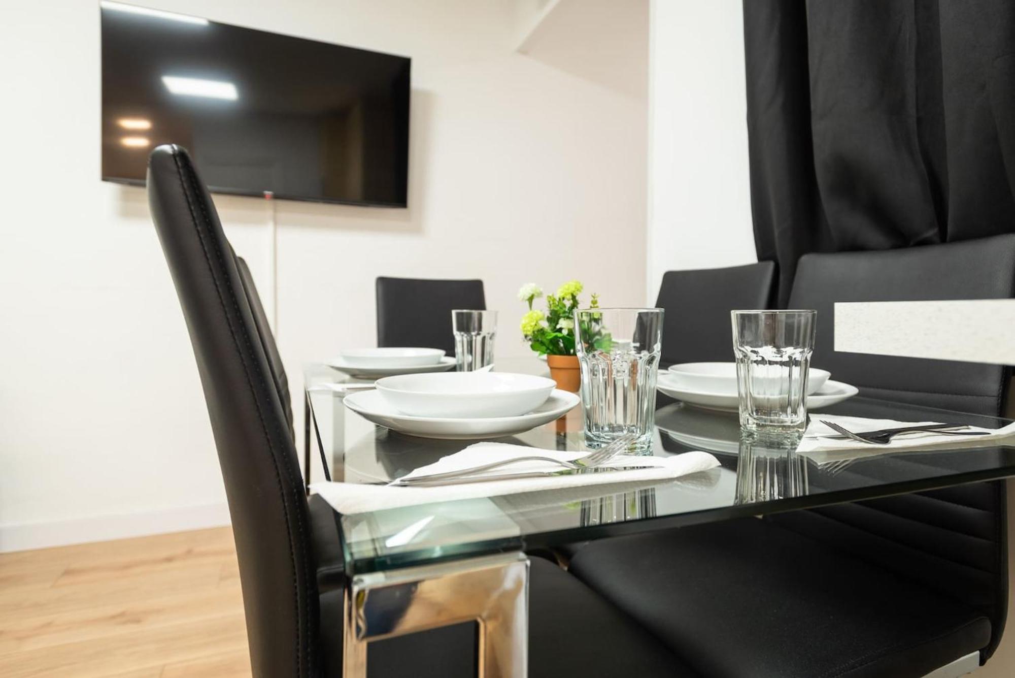 Apartamentos Day Madrid Santo Domingo Centro Gran Via Sol Malasana 외부 사진