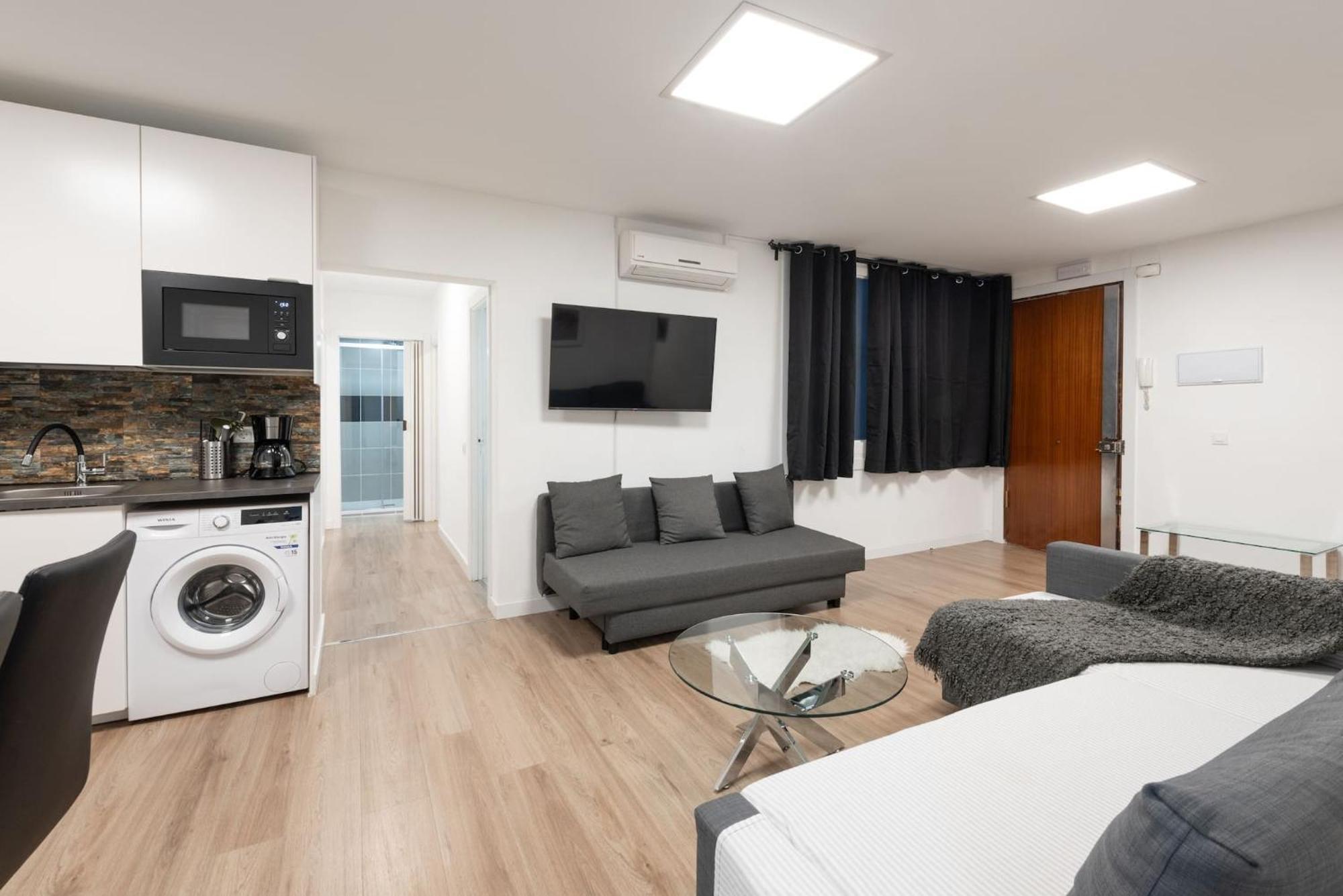 Apartamentos Day Madrid Santo Domingo Centro Gran Via Sol Malasana 외부 사진