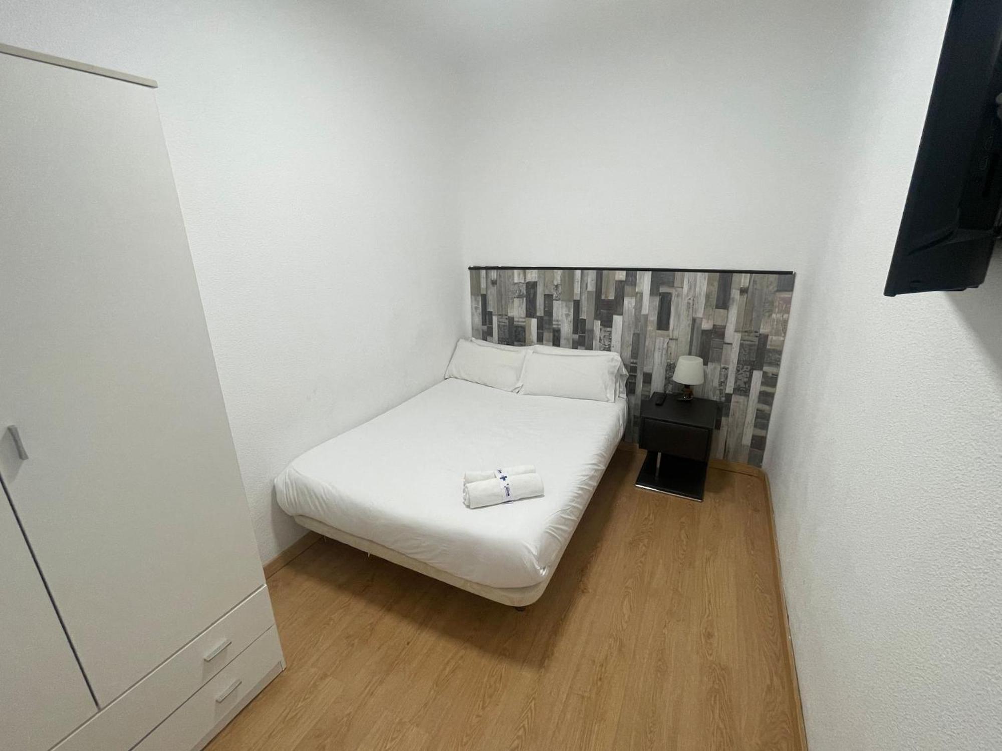Apartamentos Day Madrid Santo Domingo Centro Gran Via Sol Malasana 외부 사진